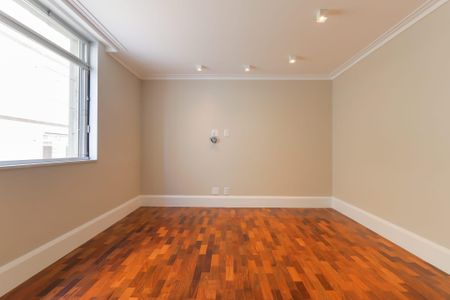 Apartamento à venda com 222m², 4 quartos e 3 vagas