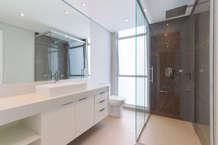 Apartamento à venda com 222m², 4 quartos e 3 vagas