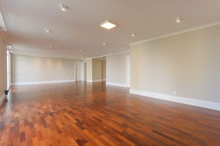Apartamento à venda com 222m², 4 quartos e 3 vagas