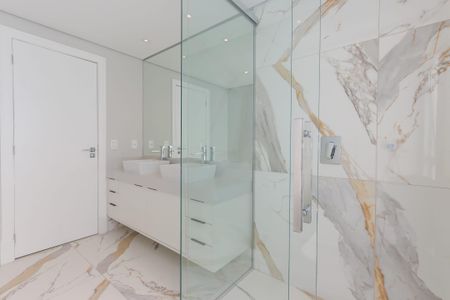 Apartamento à venda com 222m², 4 quartos e 3 vagas