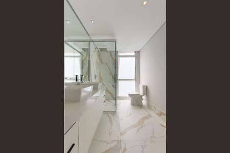 Apartamento à venda com 222m², 4 quartos e 3 vagas