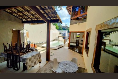 Casa à venda com 400m², 5 quartos e 4 vagas