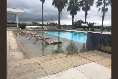 Apartamento à venda com 76m², 1 quarto e 1 vaga