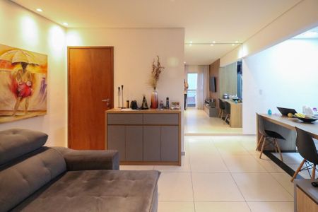 Apartamento à venda com 74m², 2 quartos e 1 vagaSala