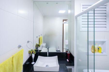 Apartamento à venda com 74m², 2 quartos e 1 vagaBanheiro Social