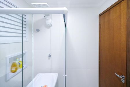 Apartamento à venda com 74m², 2 quartos e 1 vagaBanheiro Social