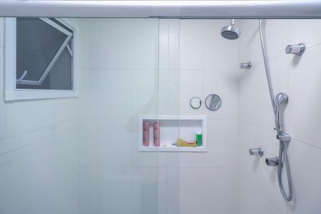 Apartamento à venda com 74m², 2 quartos e 1 vagaBanheiro da Suíte