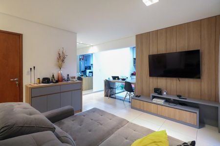 Apartamento à venda com 74m², 2 quartos e 1 vagaSala