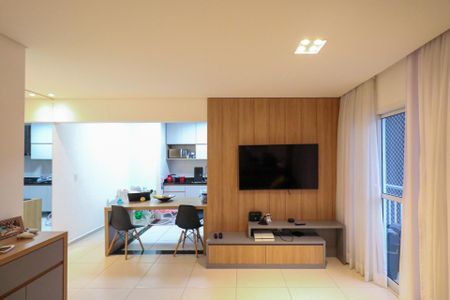 Apartamento à venda com 74m², 2 quartos e 1 vagaSala