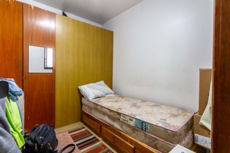 Apartamento à venda com 135m², 4 quartos e 2 vagas Apartamento à venda com 135m², 4 quartos e 2 vagasQuarto de Serviço