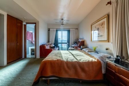 Apartamento à venda com 135m², 4 quartos e 2 vagas Apartamento à venda com 135m², 4 quartos e 2 vagasSuíte 2