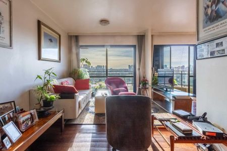 Apartamento à venda com 135m², 4 quartos e 2 vagas Apartamento à venda com 135m², 4 quartos e 2 vagasSala