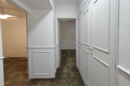 Apartamento à venda com 115m², 3 quartos e 1 vaga Apartamento à venda com 115m², 3 quartos e 1 vagaCorredor - Quartos