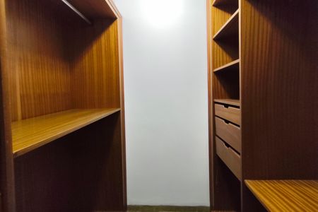 Apartamento à venda com 115m², 3 quartos e 1 vaga Apartamento à venda com 115m², 3 quartos e 1 vagaCloset Suíte