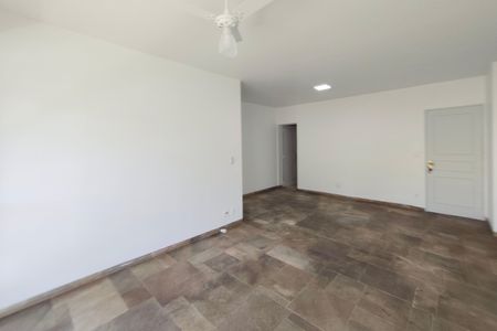 Apartamento à venda com 115m², 3 quartos e 1 vaga Apartamento à venda com 115m², 3 quartos e 1 vagaSala