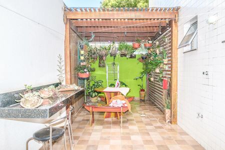 Apartamento à venda com 178m², 3 quartos e 2 vagas Apartamento à venda com 178m², 3 quartos e 2 vagasÁrea Externa