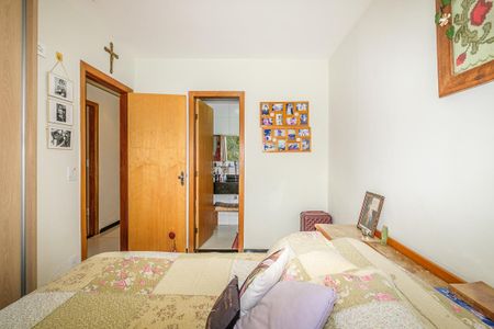 Apartamento à venda com 178m², 3 quartos e 2 vagas Apartamento à venda com 178m², 3 quartos e 2 vagasSuíte