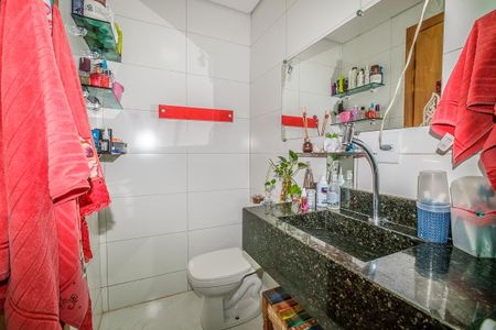 Apartamento à venda com 178m², 3 quartos e 2 vagas Apartamento à venda com 178m², 3 quartos e 2 vagasBanheiro da Suíte