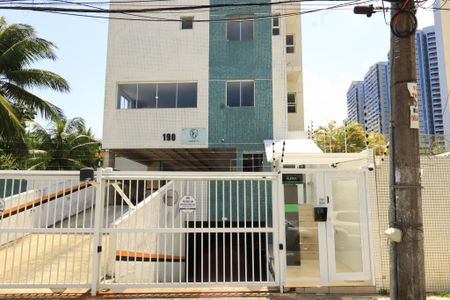 Apartamento para alugar com 42m², 1 quarto e 1 vaga Apartamento para alugar com 42m², 1 quarto e 1 vagaFachada e portaria