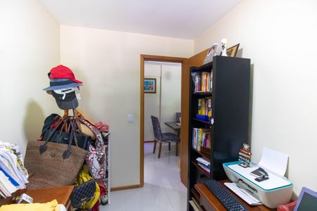 Apartamento à venda com 99m², 3 quartos e 2 vagas Apartamento à venda com 99m², 3 quartos e 2 vagasQuarto 1