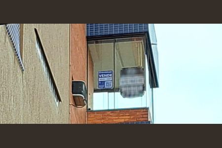 Apartamento à venda com 90m², 2 quartos e 2 vagas Apartamento à venda com 90m², 2 quartos e 2 vagasAdesivo na Janela