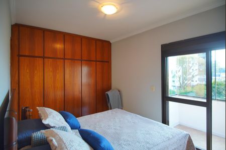 Apartamento à venda com 90m², 2 quartos e 2 vagasSuíte