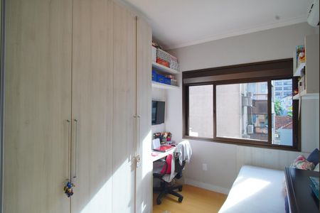 Apartamento à venda com 90m², 2 quartos e 2 vagasQuarto 