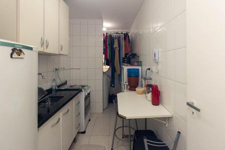 Apartamento à venda com 42m², 1 quarto e 1 vaga Apartamento à venda com 42m², 1 quarto e 1 vagaCozinha
