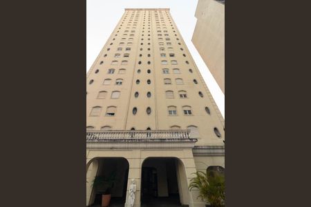 Apartamento à venda com 42m², 1 quarto e 1 vaga Apartamento à venda com 42m², 1 quarto e 1 vagaFachada