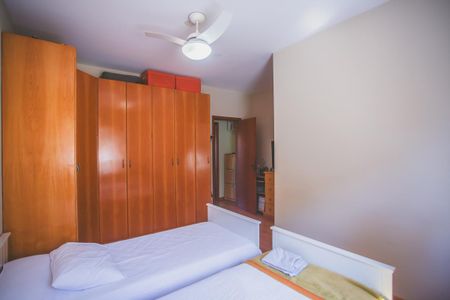 Casa de condomínio à venda com 142m², 2 quartos e 2 vagas Casa de condomínio à venda com 142m², 2 quartos e 2 vagasSuíte 2