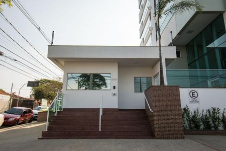 Apartamento à venda com 51m², 1 quarto e 1 vaga Apartamento à venda com 51m², 1 quarto e 1 vagaFachada