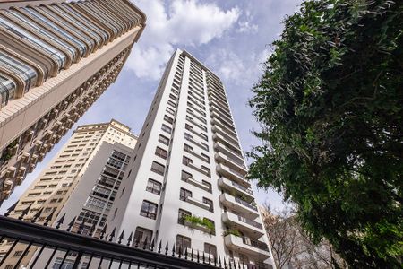 Apartamento à venda com 290m², 3 quartos e 5 vagas Apartamento à venda com 290m², 3 quartos e 5 vagasFachada