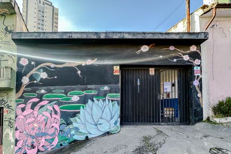 Casa à venda com 225m², 3 quartos e 4 vagasFachada - Plaquinha