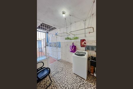 Casa à venda com 225m², 3 quartos e 4 vagasÁrea de Serviço