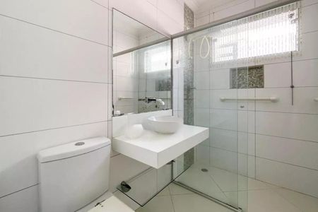 Casa à venda com 147m², 3 quartos e 2 vagas