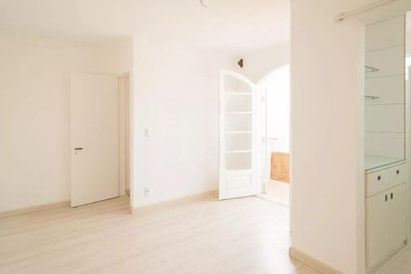 Casa à venda com 147m², 3 quartos e 2 vagas