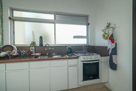 Apartamento à venda com 155m², 2 quartos e 2 vagasCozinha