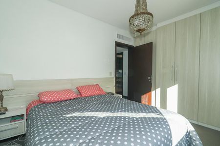 Apartamento à venda com 155m², 2 quartos e 2 vagasSuíte