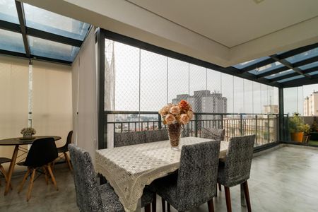 Apartamento à venda com 97m², 2 quartos e 1 vaga Apartamento à venda com 97m², 2 quartos e 1 vagaVaranda da Sala