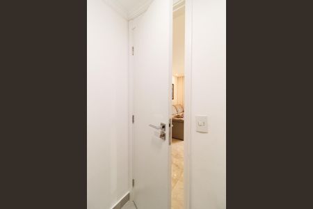 Apartamento à venda com 97m², 2 quartos e 1 vaga Apartamento à venda com 97m², 2 quartos e 1 vagaLavabo