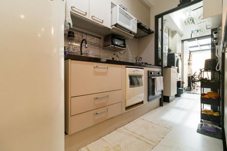 Apartamento à venda com 97m², 2 quartos e 1 vaga Apartamento à venda com 97m², 2 quartos e 1 vagaCozinha