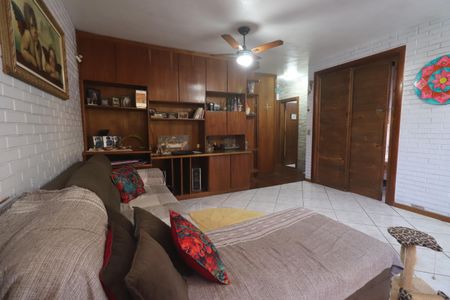 Casa à venda com 196m², 3 quartos e 2 vagasSala