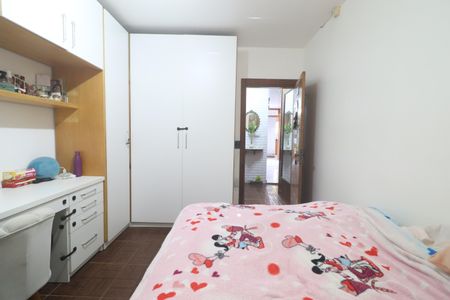 Casa à venda com 196m², 3 quartos e 2 vagasQuarto 2