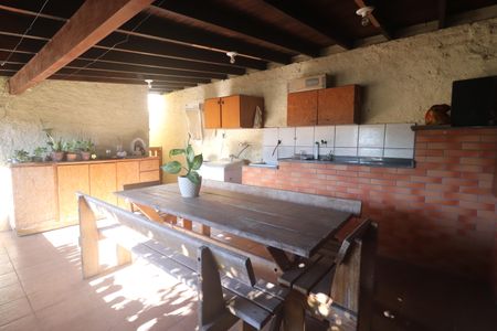 Casa à venda com 196m², 3 quartos e 2 vagasÁrea comum - Salão de festas