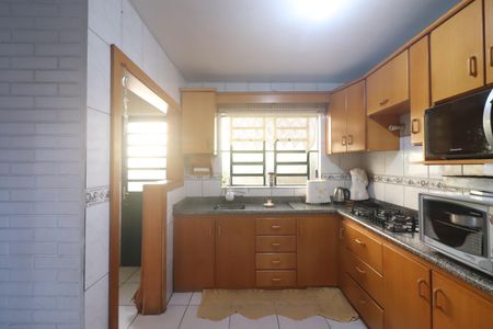 Casa à venda com 196m², 3 quartos e 2 vagasCozinha