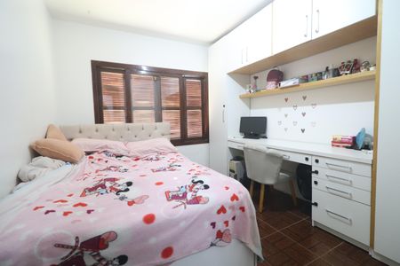 Casa à venda com 196m², 3 quartos e 2 vagasQuarto 2