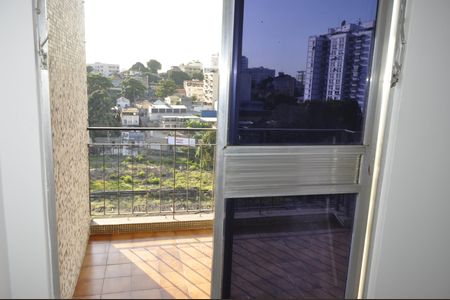 Apartamento à venda com 88m², 2 quartos e 1 vagaSacada