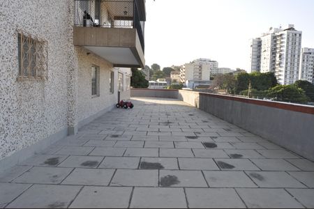 Apartamento à venda com 88m², 2 quartos e 1 vagaArea Comum