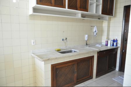Apartamento à venda com 88m², 2 quartos e 1 vagaCozinha