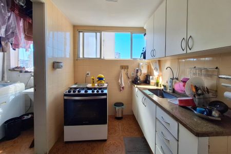 Apartamento à venda com 90m², 2 quartos e 1 vaga Apartamento à venda com 90m², 2 quartos e 1 vagaCozinha